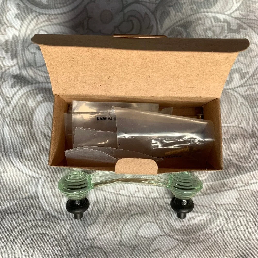 *Vintage* Restoration Hardware (1) Green Clear Glass Pull Swirl 3